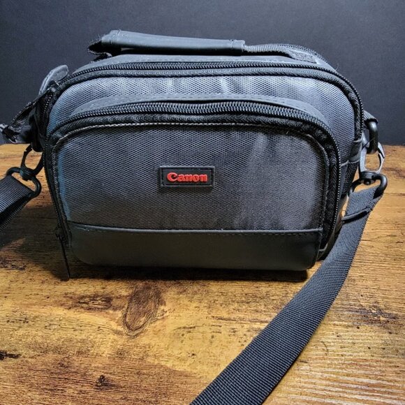 CANON POWER SHOT G6 CAMERA KIT - Picture 10 of 12